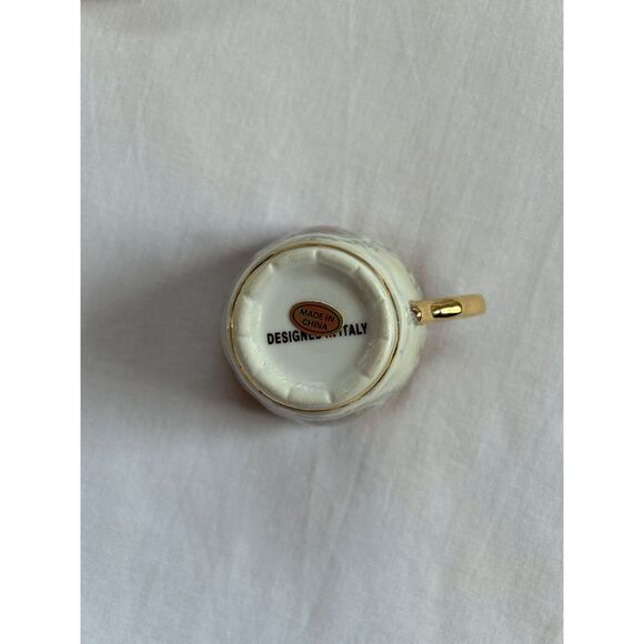 Vintage China Tea Set & Sugar Bowl, Set for Six, Gold Trim, Cups, Saucers - Picture 10 of 12